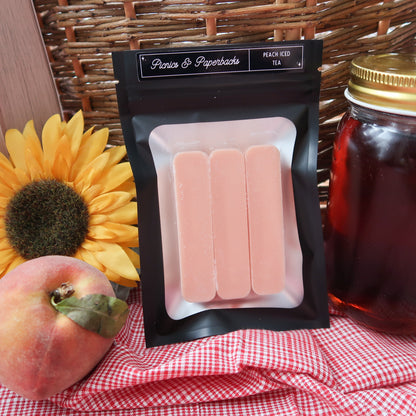 Picnics & Paperbacks Wax Melt - Peach Iced Tea