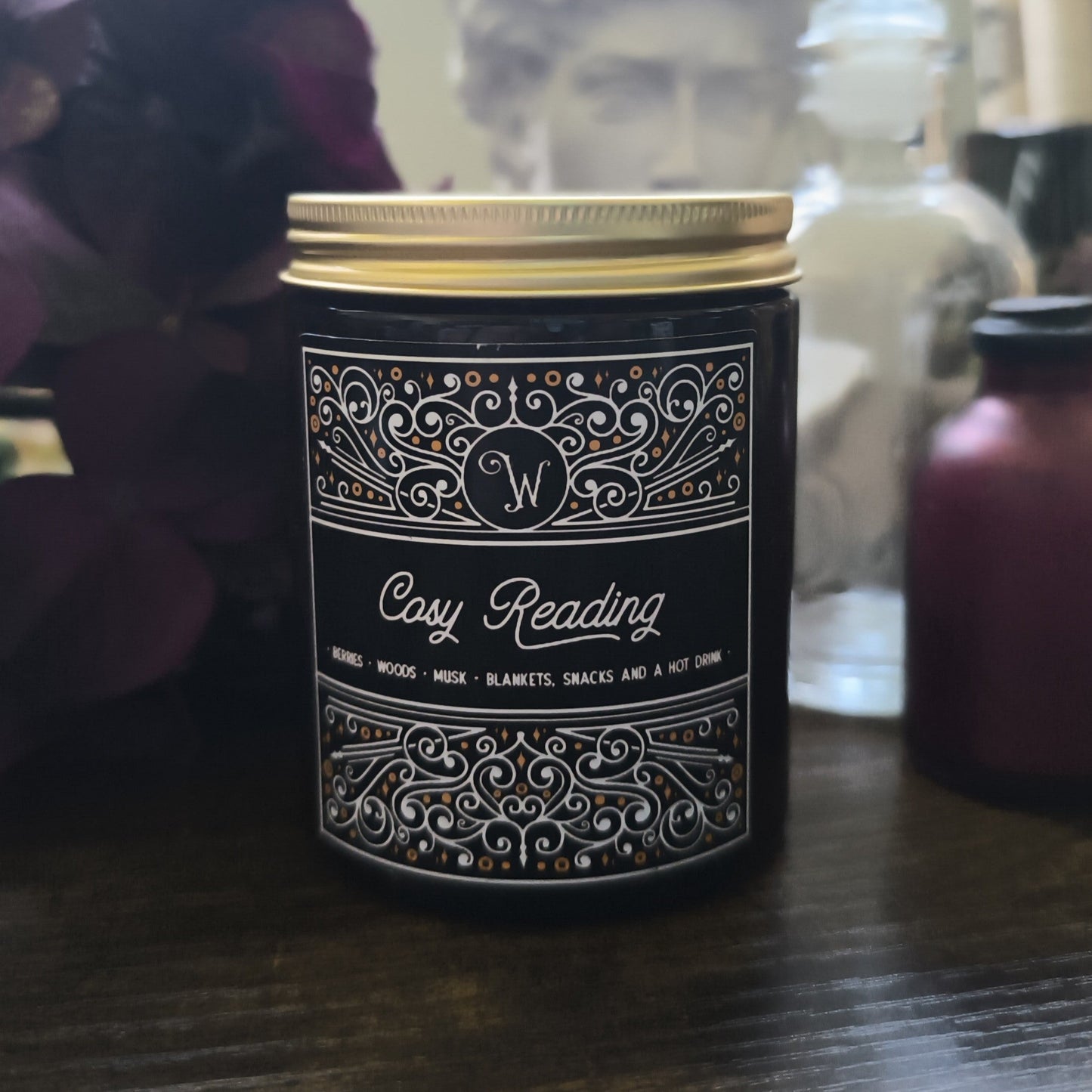 Cosy Reading - Berries, Woods & Musk Candle