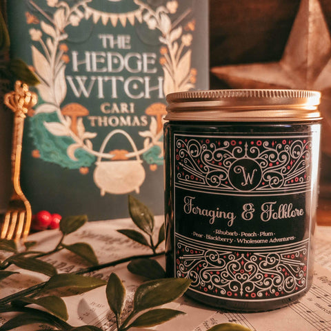 Foraging & Folklore - Rhubarb, Peach & Plum Candle