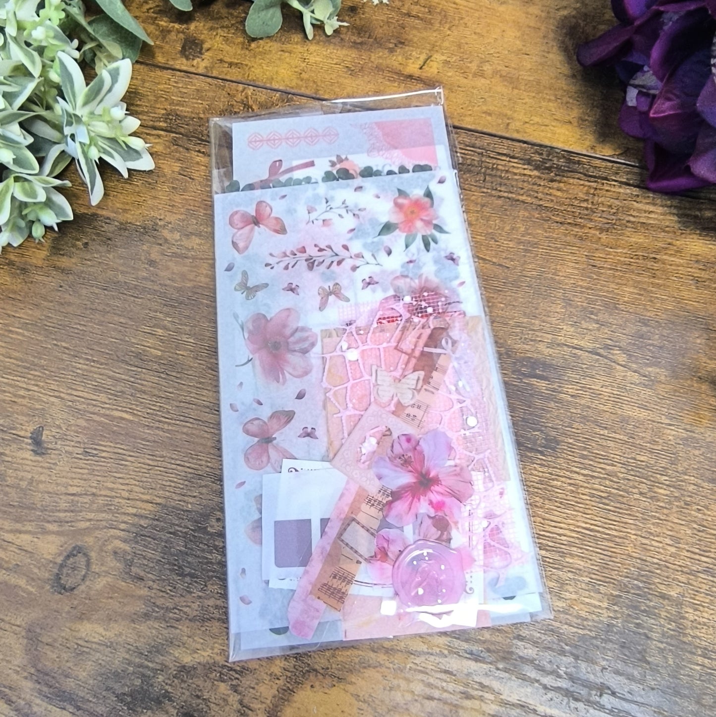 Colour-Themed Ephemera Pack